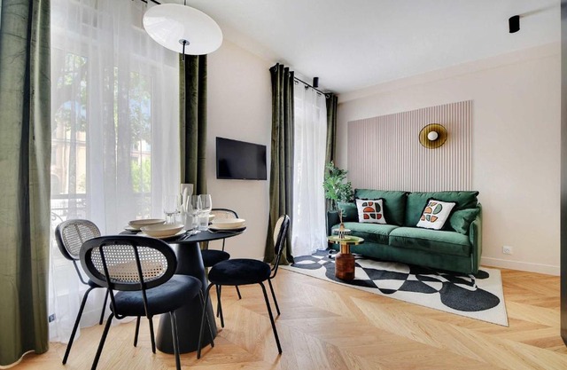 Entire apartment near the Eiffel Tower