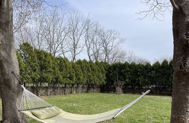 Entire Loft-Walk to Town, Beach, Train, Wine Trail