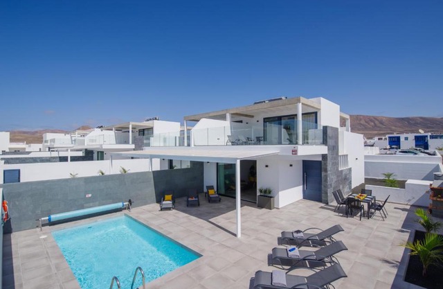 Ereza Villas Salitre