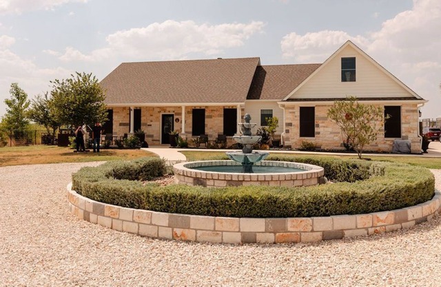Escape the City to Tequila Ranch! Your private oasis on 2 acres!