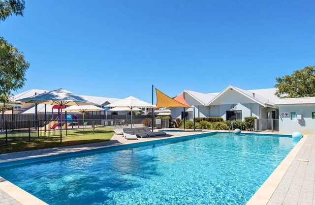 Escape to 28 at Cape View