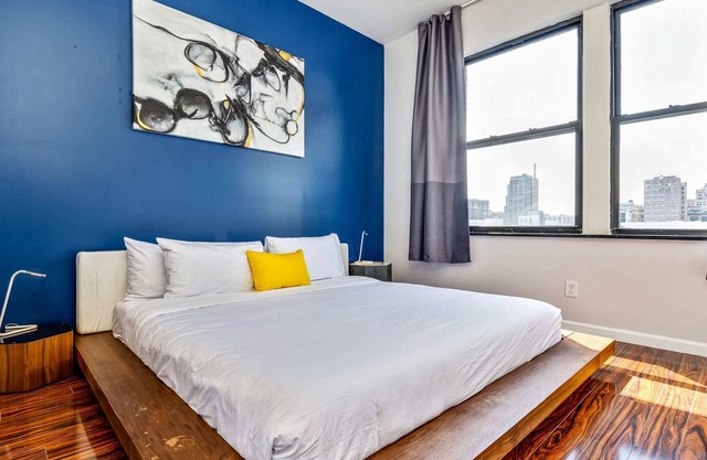 Escape to a 2BD Apartment in the Heart of the City