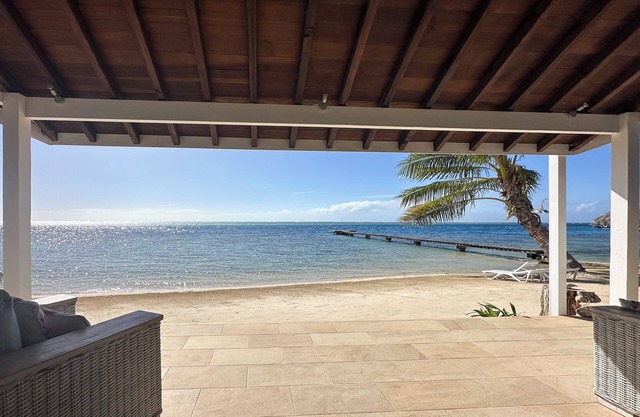 Paraíso frente a la playa para su familia
