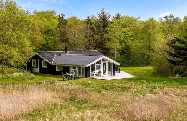 "Eske" - 200m to the inlet by Interhome
