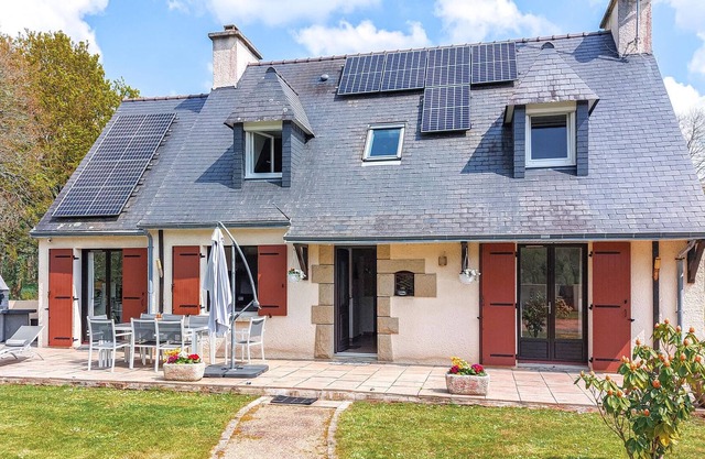 Alojamiento de 4 habitaciones en Riec-Sur-Belon