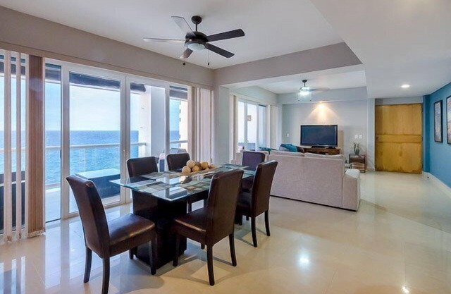 Cada HabitaciÃ³n con Vista al Mar, Alberca Climatizada