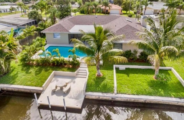 Everything you ever wanted in a south Florida waterfront home is right here!