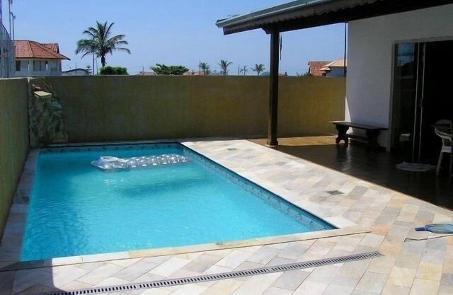 EXCELENTE UBICACIÓN - CASA CON PISCINA EN EL CENTRO DE PERUÍBE