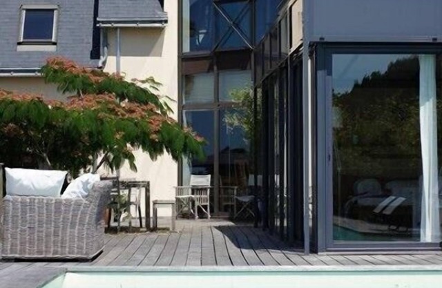 Villa excepcional con vistas a las marismas con piscina y jacuzzi.