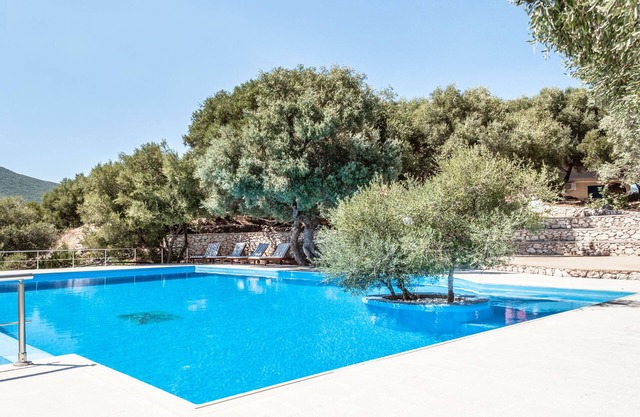 Propiedad península privada exclusiva y exuberante, villa única, piscina y vistas