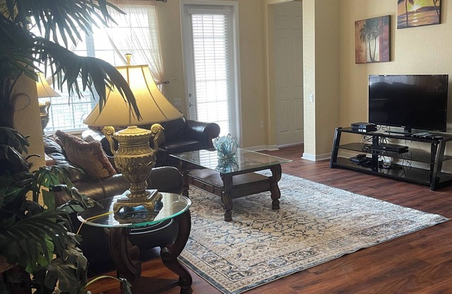 Executive 3 Br Villa @Universal / Vista Cay/Conv.Center