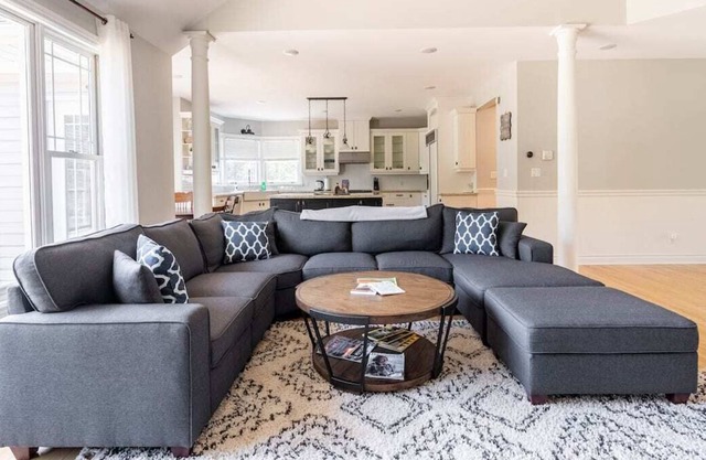 Executive Family Friendly Home in the Muskokas