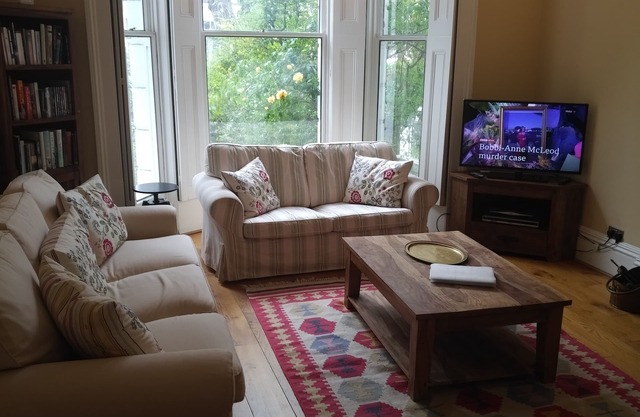 5 * Apartamento Ejecutivo en Kensington, Londres con Wi-Fi gratuita. Capacidad para 2 o 4