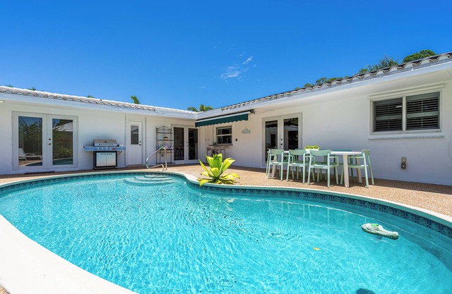 Experience Fort Lauderdale living near vibrant Las Olas 12 min