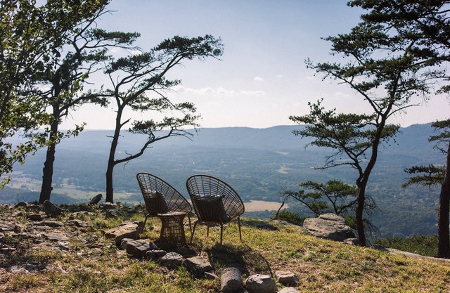 Private Cliffside Campsite w/Amazing Views - Cloudland Canyon Park - Pristine 2020 Wildwood Camper