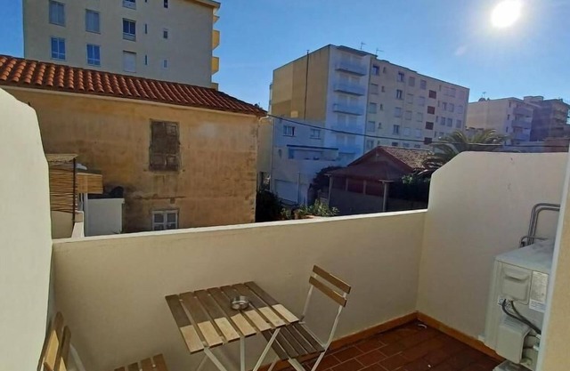 Ezz'Hotel