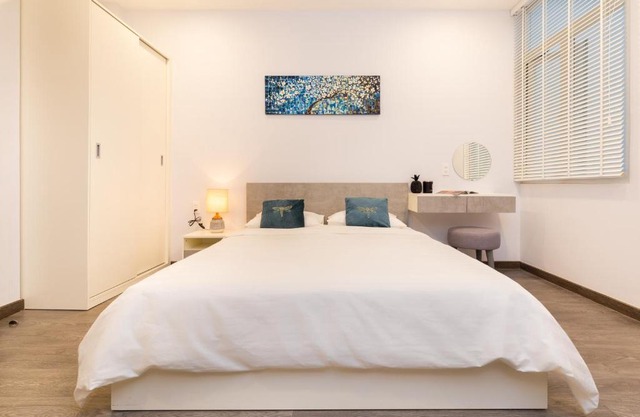 F-Hotel & Apartment