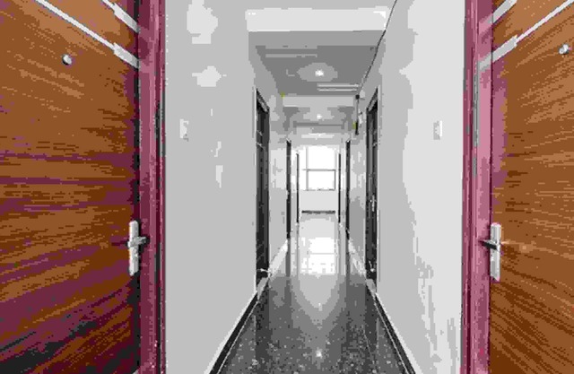 Fabexpress Star Kinghood Inn