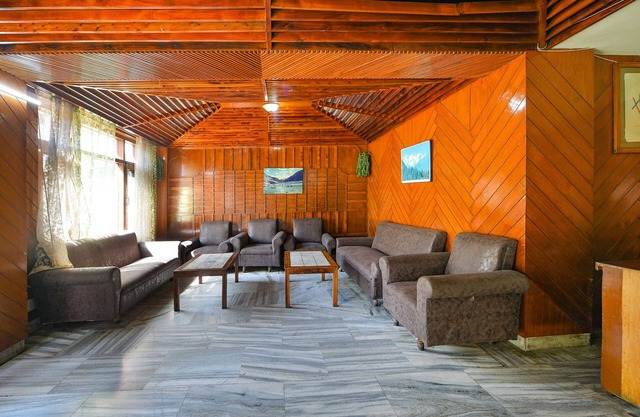 Fabhotel Zarim