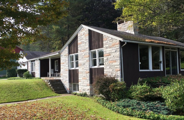 Fabulosa casa moderna de mediados de siglo en Poconos