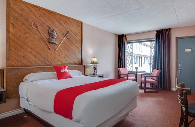 Falls Inn Near Casino Niagara By OYO