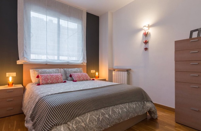 Apartamento familiar en el Park Güell con parking. HUTB-010771