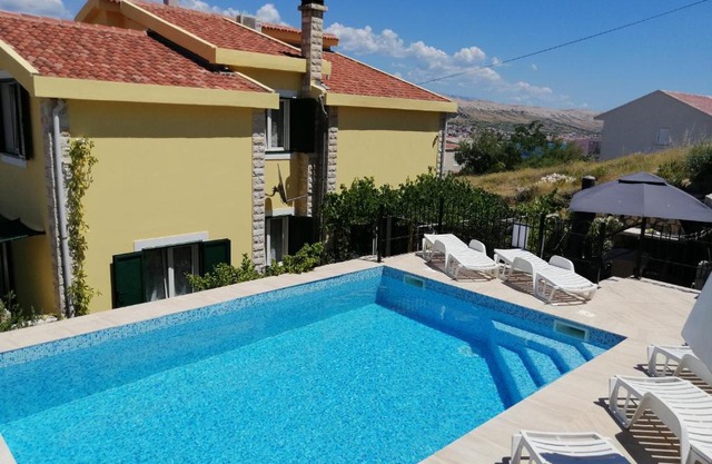 Family apartments Grguric