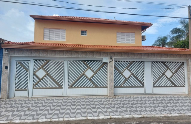 Ambiente familiar | Piscina y barbacoa (costa sur)