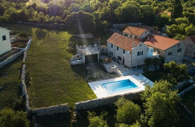 Family friendly house with a swimming pool Drnis, Zagora (K-19682)