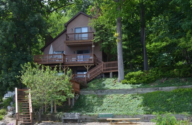 Familiarmente Lake Home