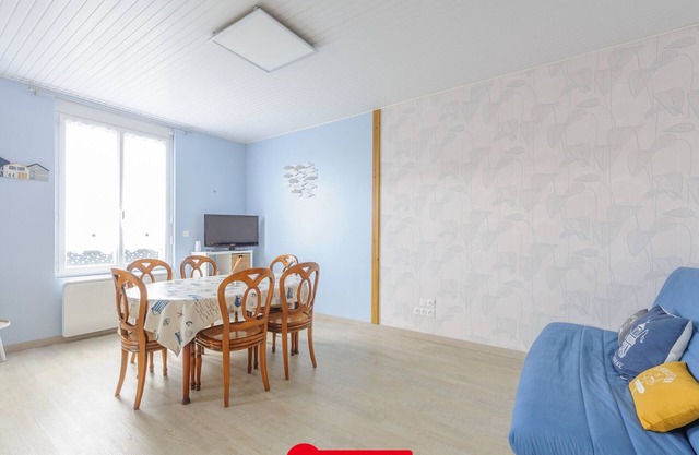 Casa familiar con jardín, cerca de la playa y La Rochelle