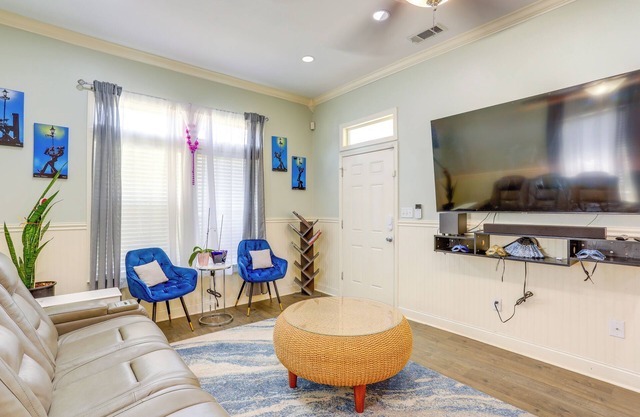Family Home w/ Fenced Backyard in New Orleans!