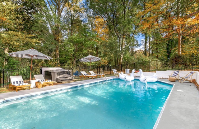 Family Peaceful Getaway w/ HotTub, FirePit, Pool!