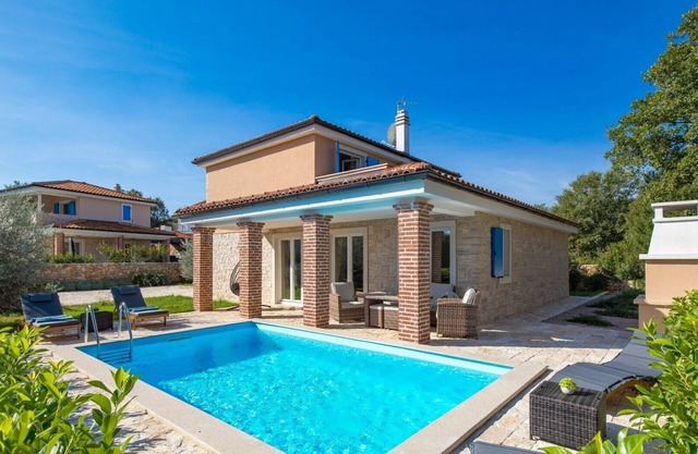 Family Villa Di in Malinska