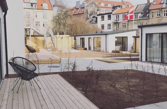 Fantastic apartment w/ french balcony - 164