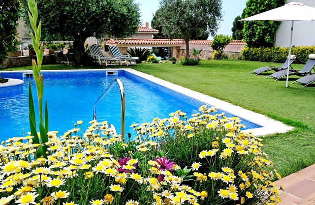 Fantastic villa with pool in Sant Pol de Mar