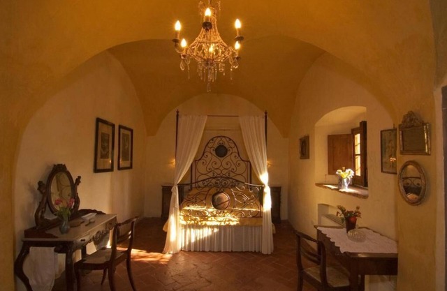 Granja en Toscana, apartamento en Villa, jardín y piscina.
