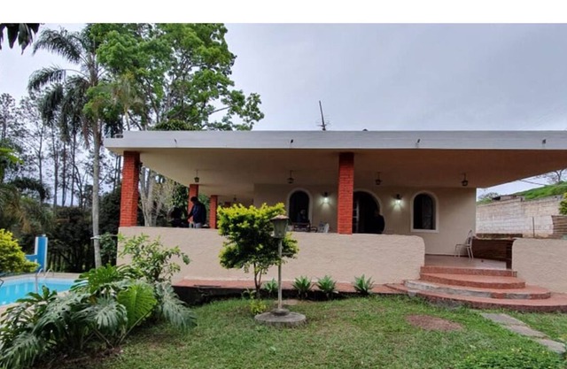 Farm with spacious house, close to São Paulo