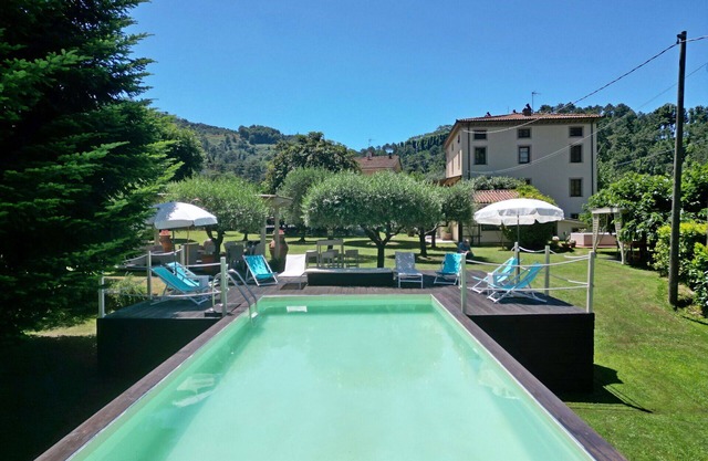 Villa en Camaiore con 5 habitaciones, capacidad 13