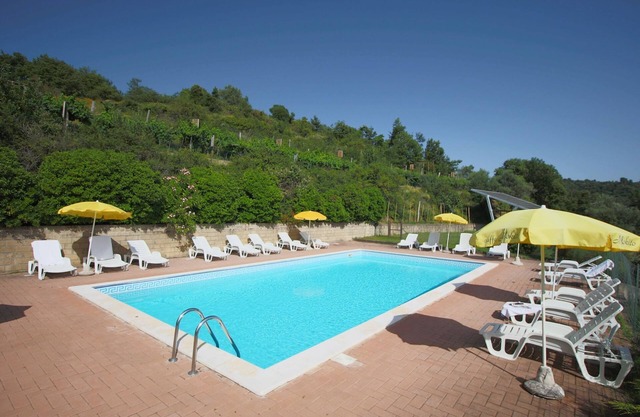 Encantadora casa de campo con piscina comunitaria