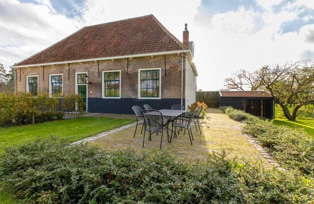 Casa en Zeeland con vistas al molino