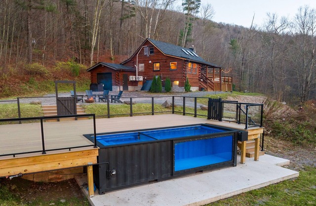 Fawn Hill Cabin: Cozy Log Cabin in Phoenicia