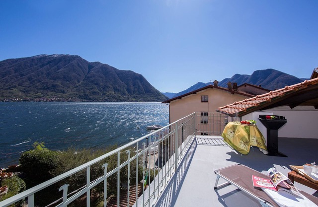 Felice sul Lago, Colonno, Italia