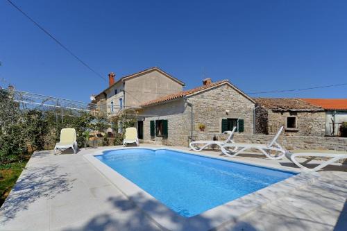 Ferienhaus mit Privatpool für 5 Personen ca 70 qm in Rakalj, Istrien Bucht von Raša