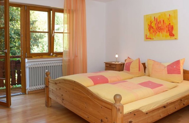 Apartamento Bergfranzenhof, 120 metros cuadrados con Bakon y terraza, 3 dormitorios para un máximo. 6 personas