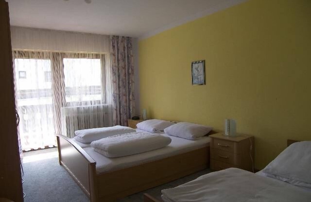 Apartamento con balcón y tarjeta de invitado gratis del sistema GUTI.