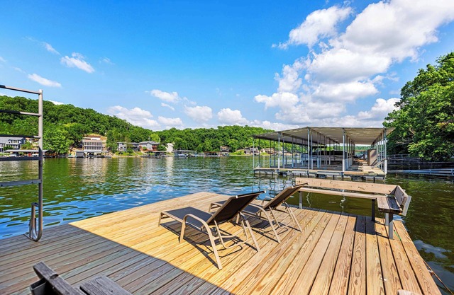 FiveStar Homestead | Ozark Waterfront Living for 8 w/ Private Dock!