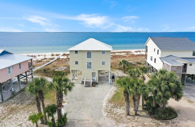 Flamingo Dunes by Pristine Properties Vacation Rentals