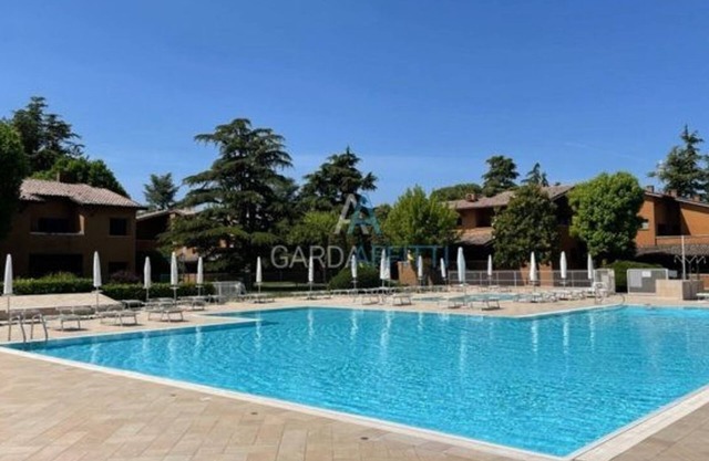 Flora Apartment - A 100 metros del Lago de Garda - Piscina