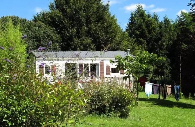 Flower Camping Les Nauves *** - Mobil home Standard 29 m2 2 bedrooms - uncovered terrace 4 people